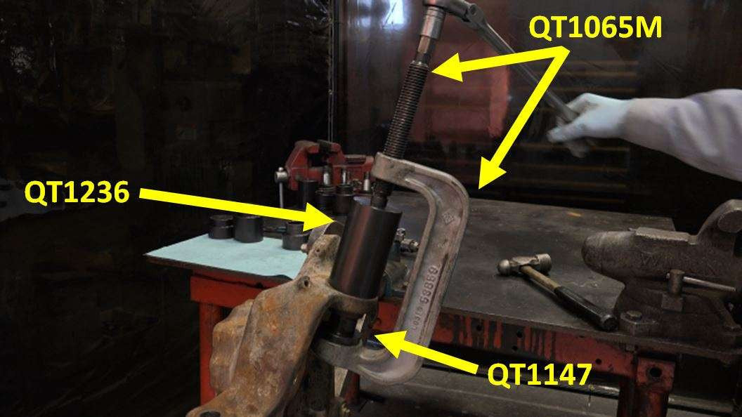 QT1236 Upper Ball Joint Removal Receiver F450, F550, C4500, C5500 Torque King 4x4