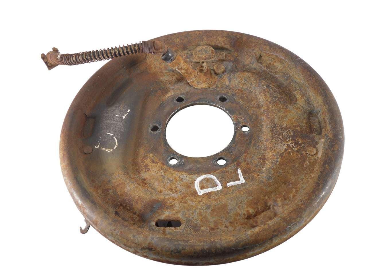 QU11359U Used Left Front Brake Plate for 1972-1974 Dodge W100 Torque King 4x4