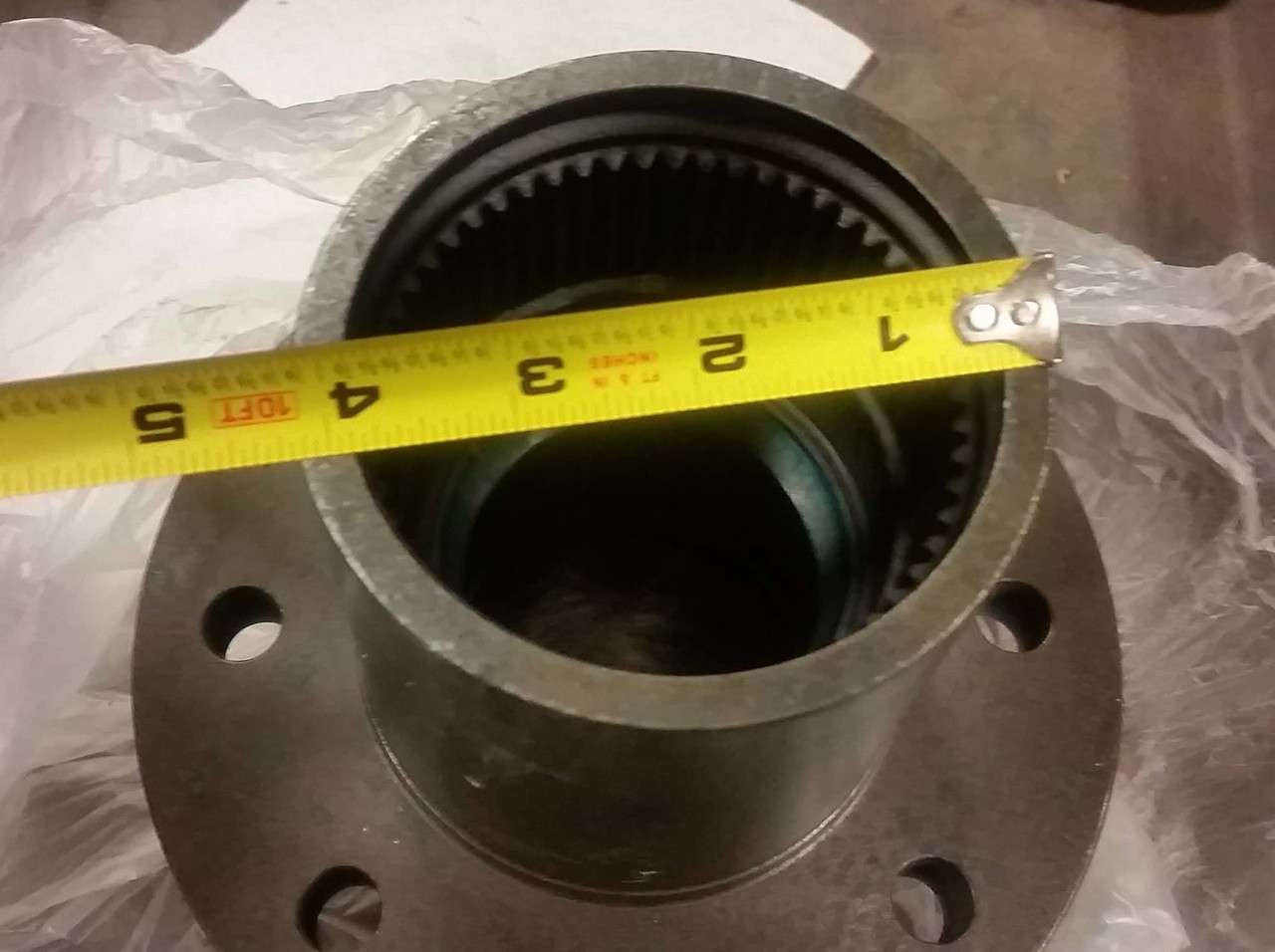 TKA4962 Splined 4x4 Front Wheel Hub for SRW Dana 60 Chevy, Dodge, GMC Torque King 4x4