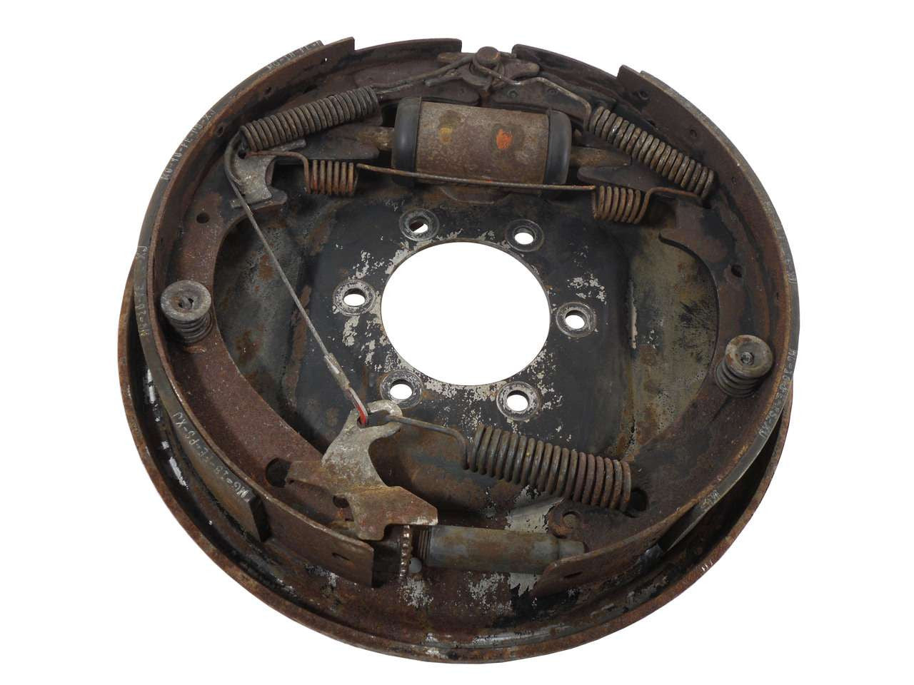 QU11358U Used Right Front Brake Plate for 1972-1974 Dodge W100 Torque King 4x4