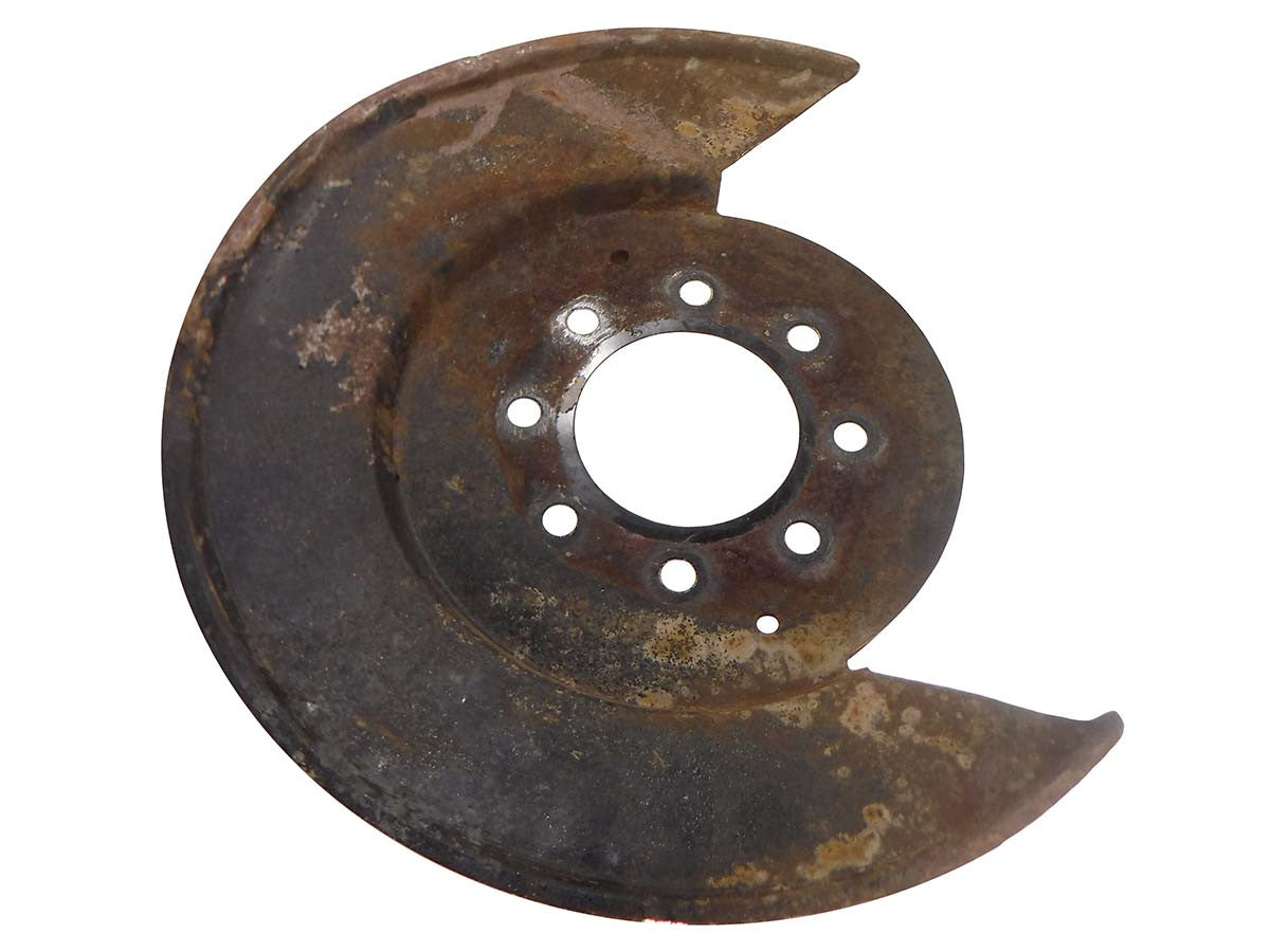 QU15054U Used Left Disc Brake Splash Shield for 1974-1979 IHC Scout Torque King 4x4