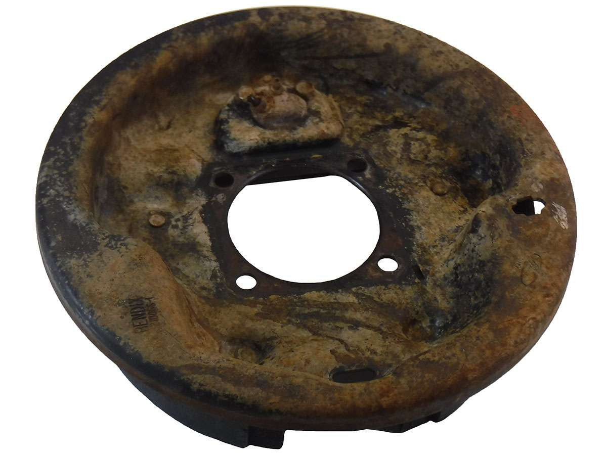 QU20713U Used Left Brake Plate for 1984-1997 Ford F250, F350 Torque King 4x4