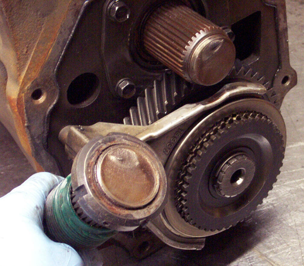 Thrust washer style mainshaft broke off at thrust washer groove